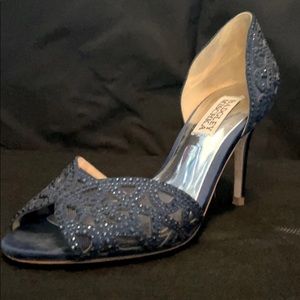 Badgley Mischka Harris Peep Toe. Size 5 1/2